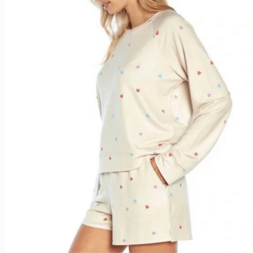 WILD FOX RAINBOW HEART 2 Piece LOUNGEWEAR SET Size Medium NWT - Picture 2 of 4